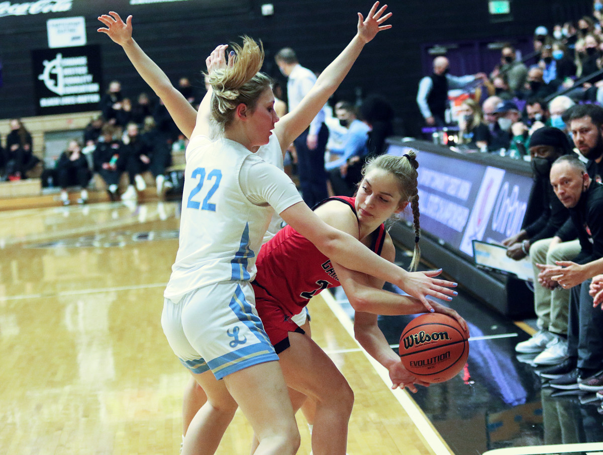 Clackamas Lakeridge girls basketball Dan Brood 27